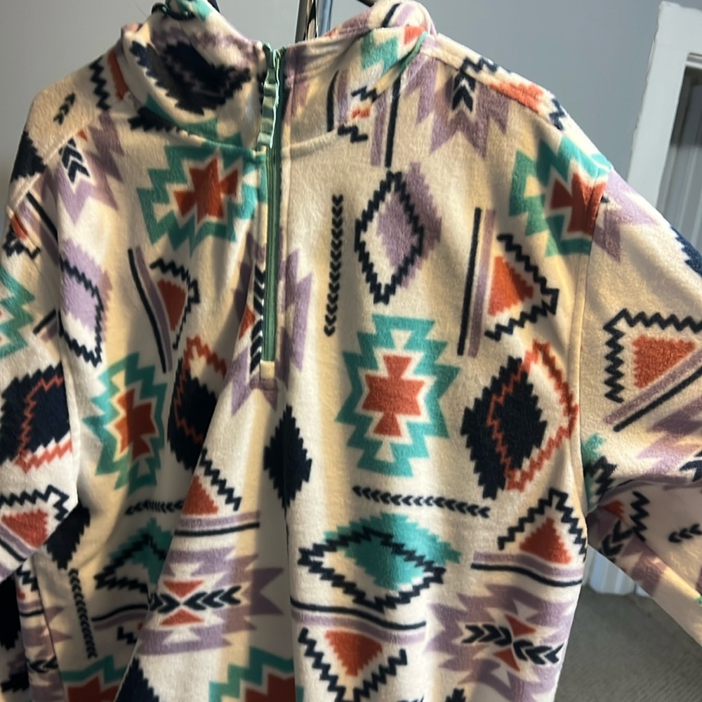 1/4 zip hooded pull over